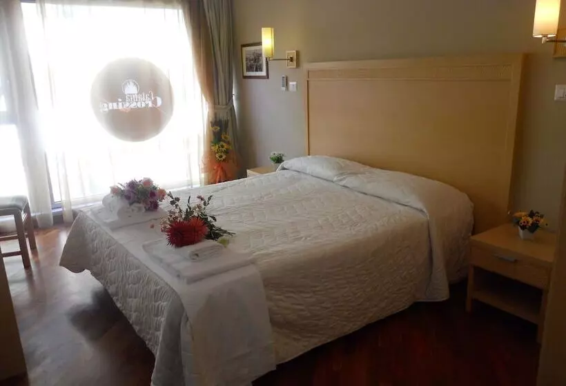 Hotelli Catania Crossing B&b  Rooms & Comforts