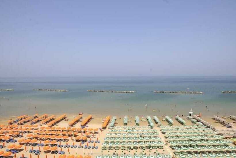 בית מלון כפרי Continental