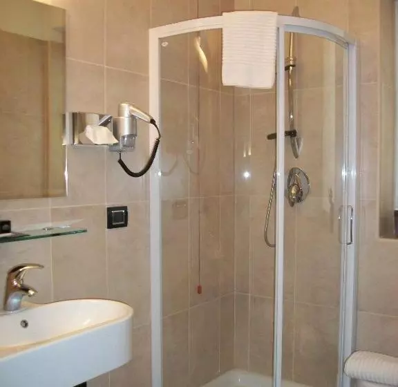 Отель Fiera Milano