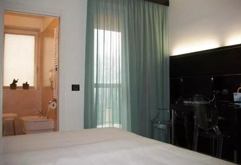 Отель Fiera Milano