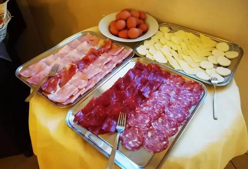 Отель Fiera Milano