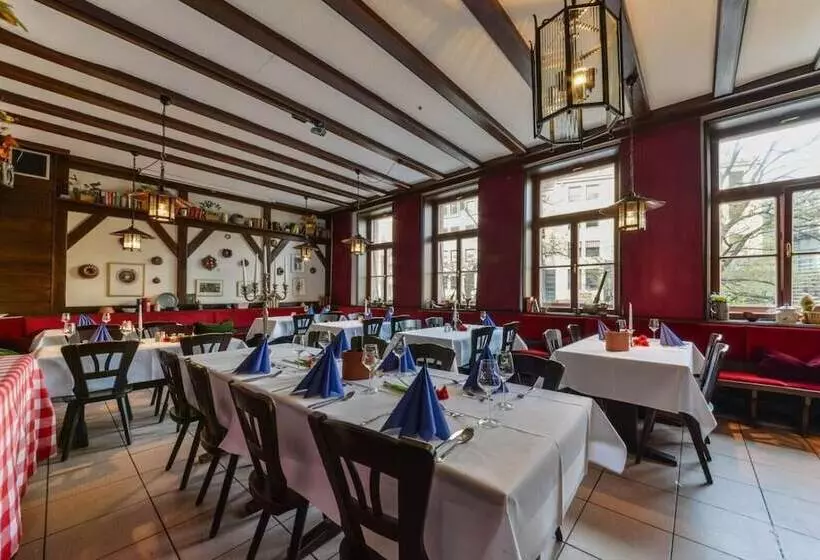 هتل Gasthaus Pillhofer