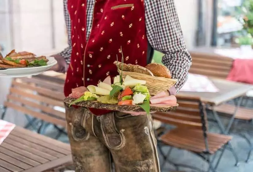 هتل Gasthaus Pillhofer