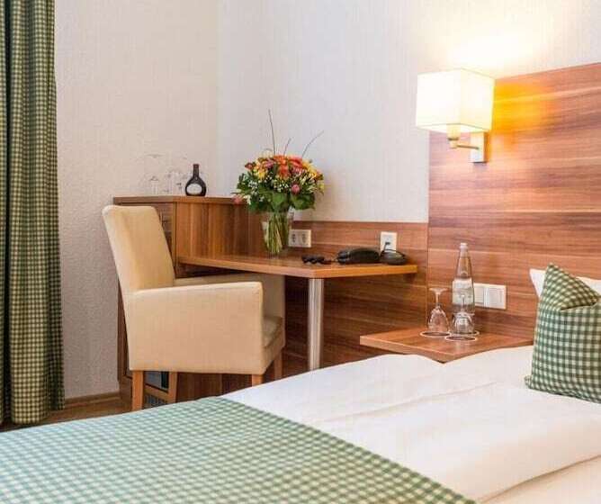 Отель Gasthaus Pillhofer