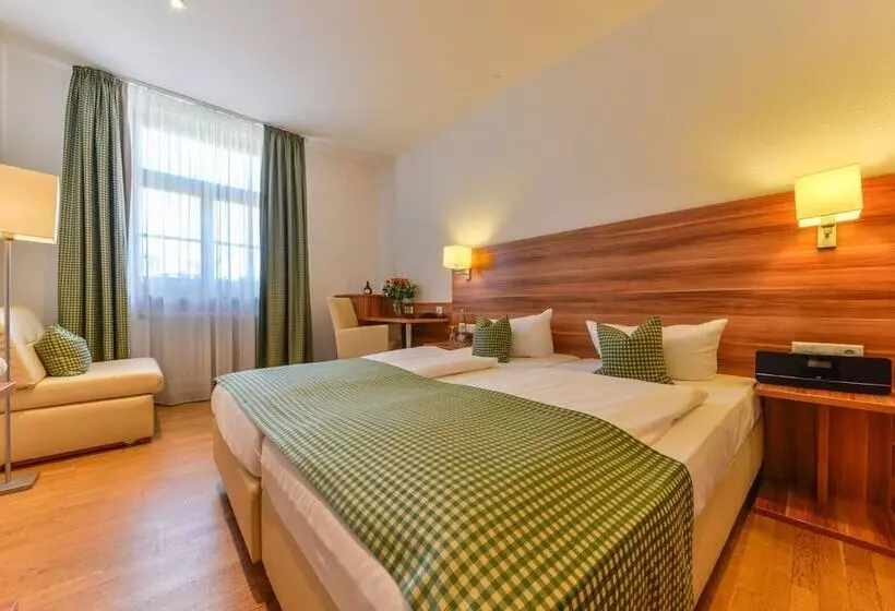 هتل Gasthaus Pillhofer