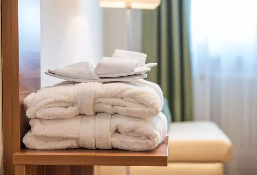 هتل Gasthaus Pillhofer