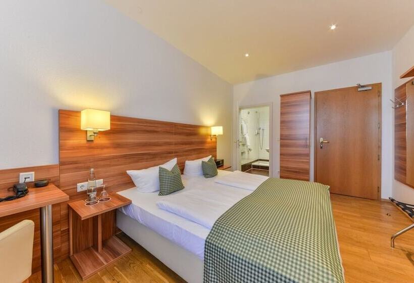 Отель Gasthaus Pillhofer