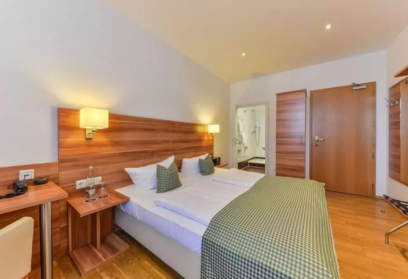 هتل Gasthaus Pillhofer