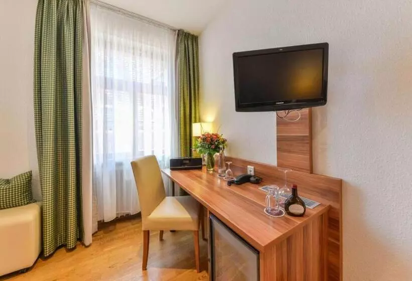 هتل Gasthaus Pillhofer