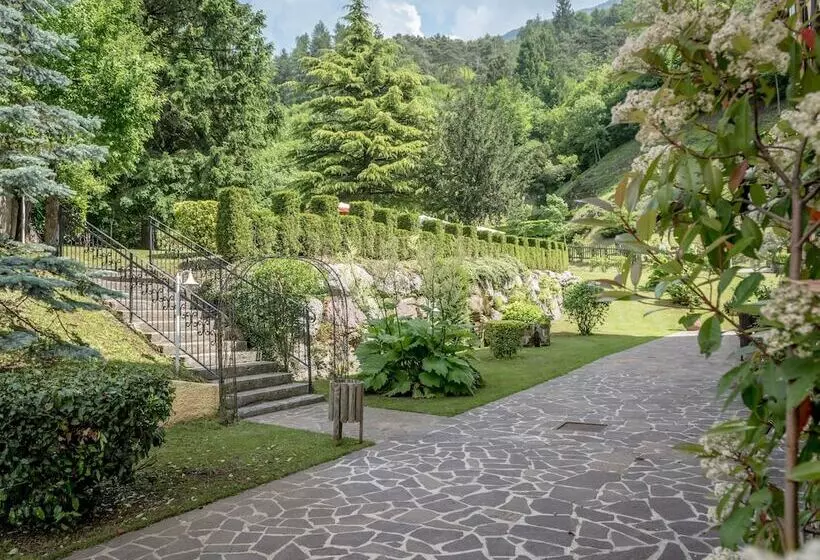 Good Life Hotel Garden