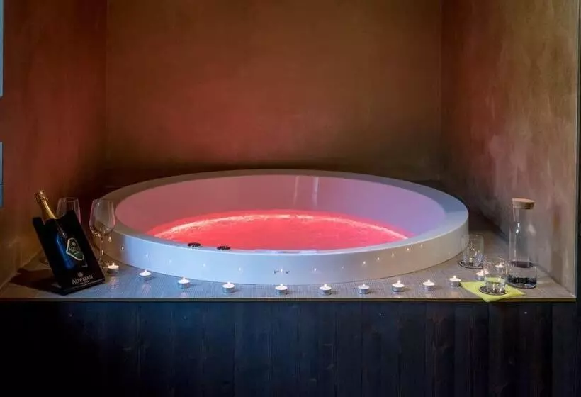 Good Life Hotel Garden