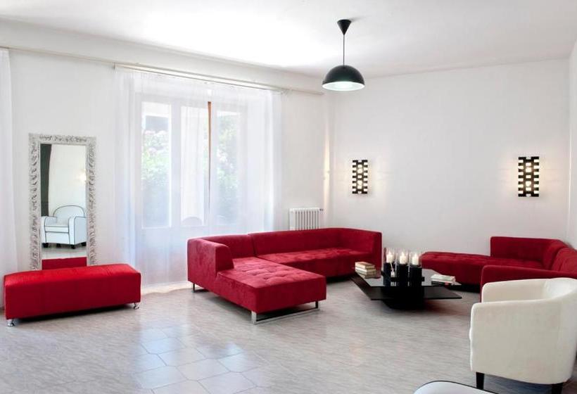 هتل I Tre Leoni Affittacamere