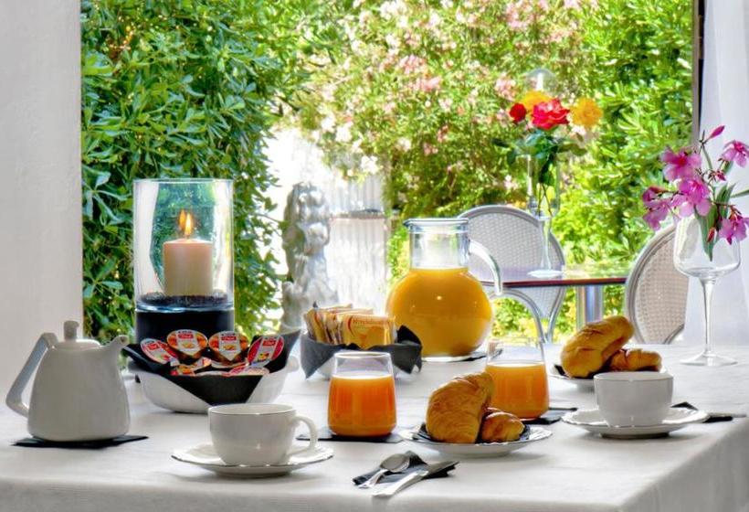 هتل I Tre Leoni Affittacamere