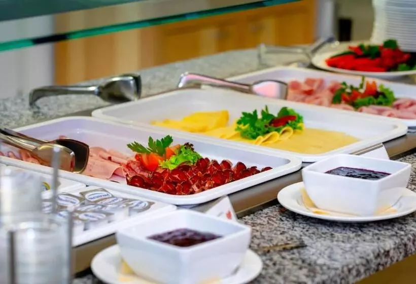 בית מלון כפרי Kolping