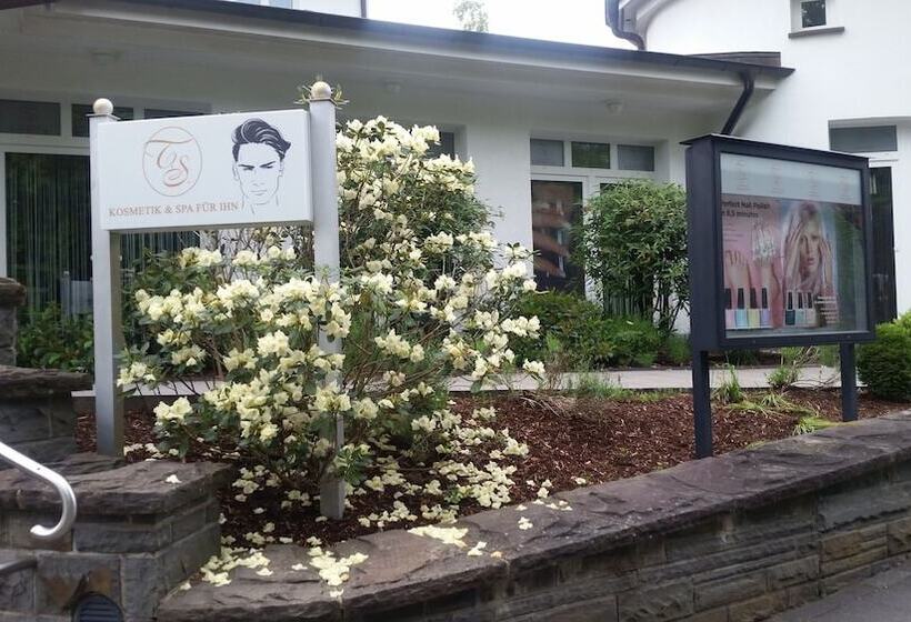 Отель Nümbrecht