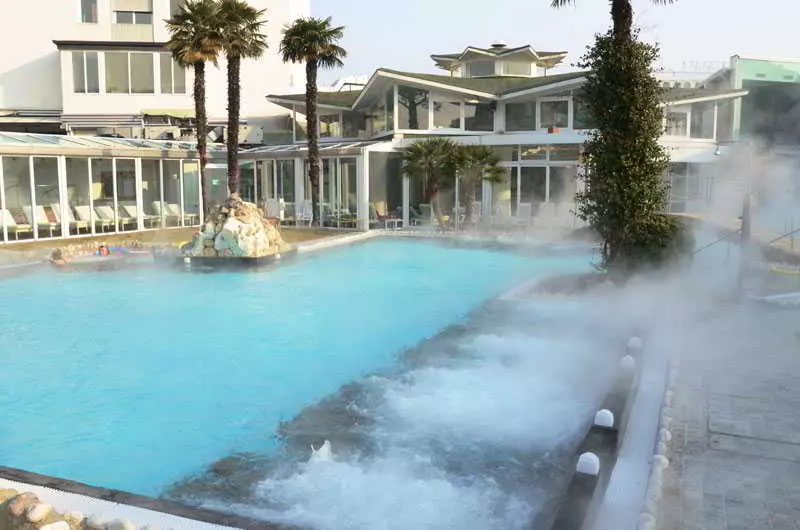 Panoramic Hotel Plaza