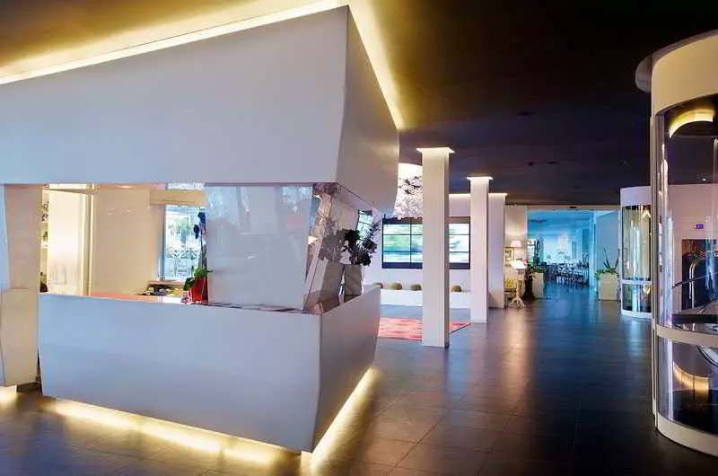 Panoramic Hotel Plaza