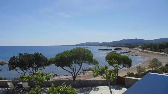 Отель Paraktio Beach