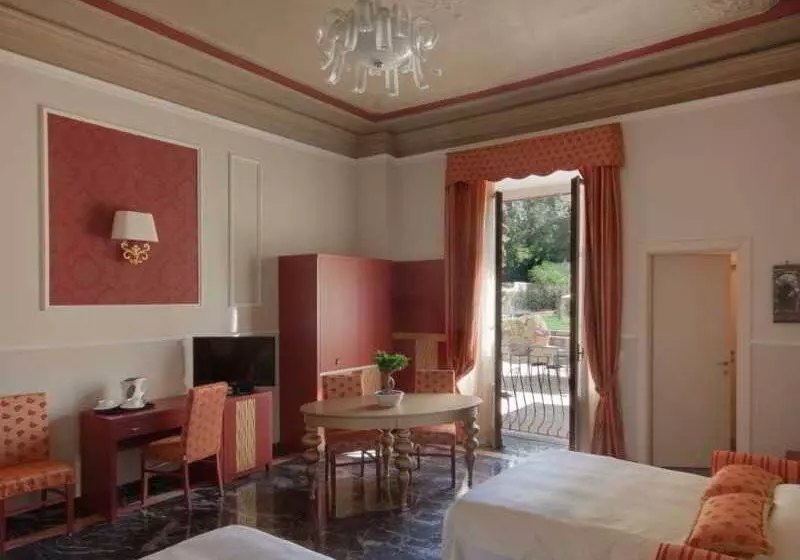 Отель Relais La Corte Di Cloris