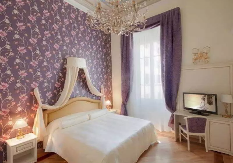Отель Relais La Corte Di Cloris