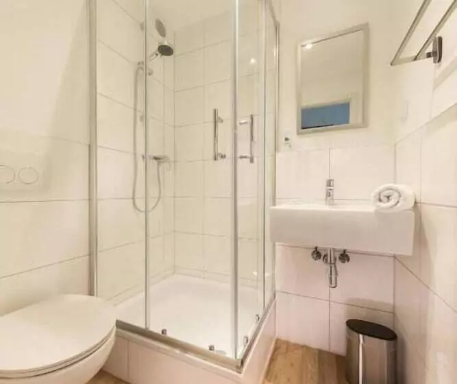 ホテル T3 Budget Zwickau