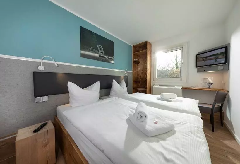 ホテル T3 Budget Zwickau