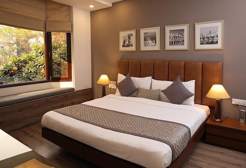 Residência Ahuja Residency Dlf Phase 2