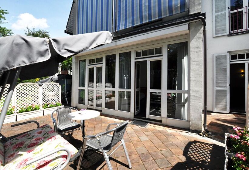 Villa Waldperlach By Blattl