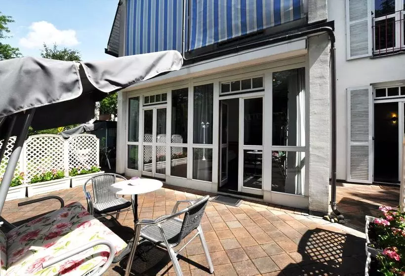 Villa Waldperlach By Blattl