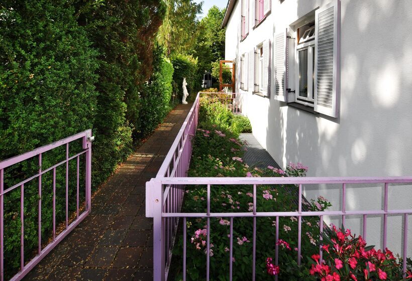 Villa Waldperlach By Blattl