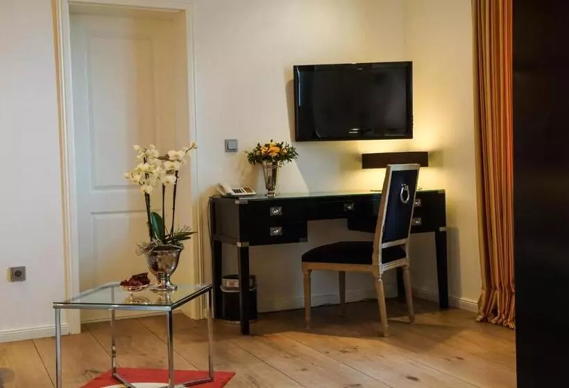 ホテル Altes Zollhaus