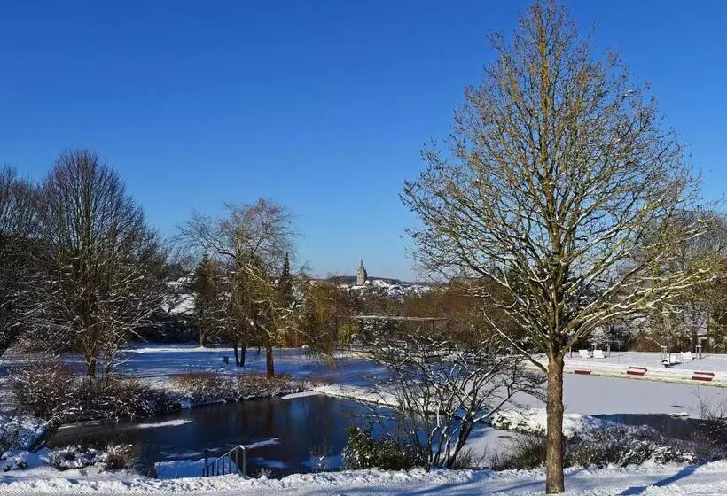 בית מלון כפרי Am Kurpark