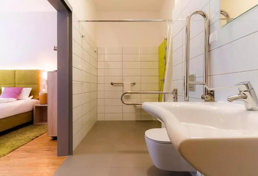 בית מלון כפרי Am Kurpark