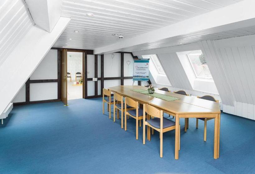 בית מלון כפרי Bildungshaus Neckarelz