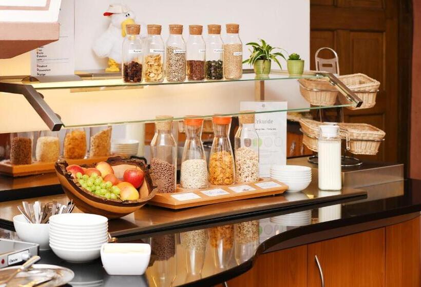 בית מלון כפרי Bildungshaus Neckarelz