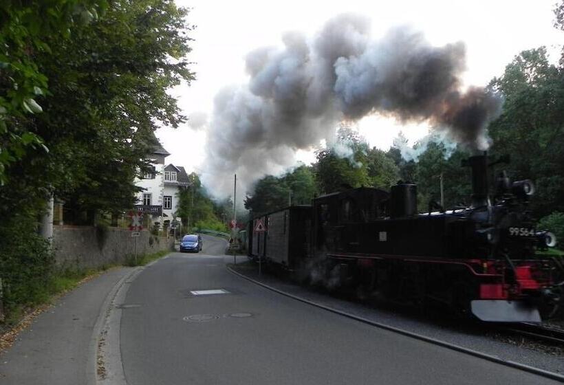 ホテル Bilz Pension