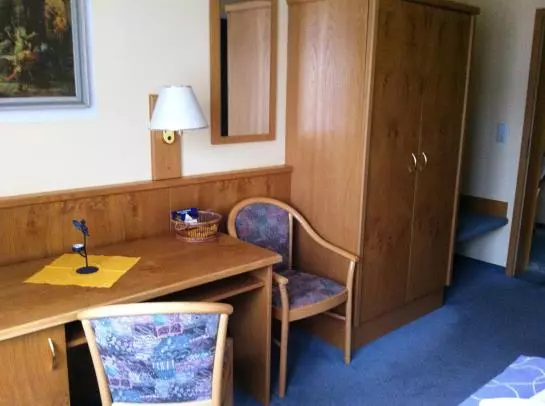 Отель Erzgebirge