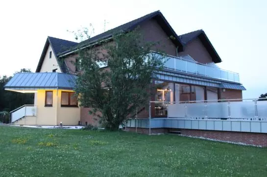 酒店 Garni Hochthürmer Blick