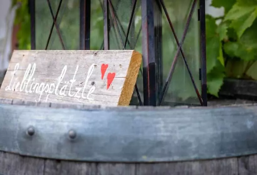 Отель Gasthaus Hirschenstube & Gastehaus Gehri