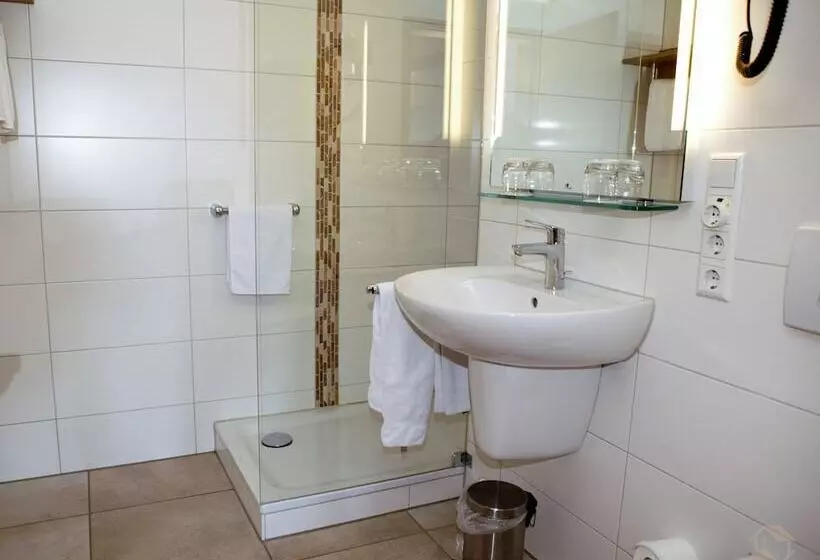 Отель Gasthaus Hirschenstube & Gastehaus Gehri