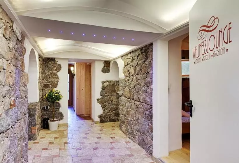 هتل La Quinta Adults Only