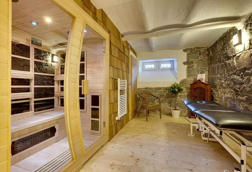 هتل La Quinta Adults Only