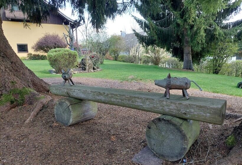 Hotel Pension Eichhorn