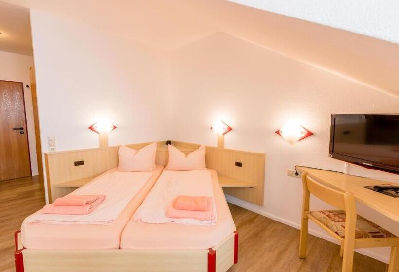 ホテル Restaurant Fallerhof