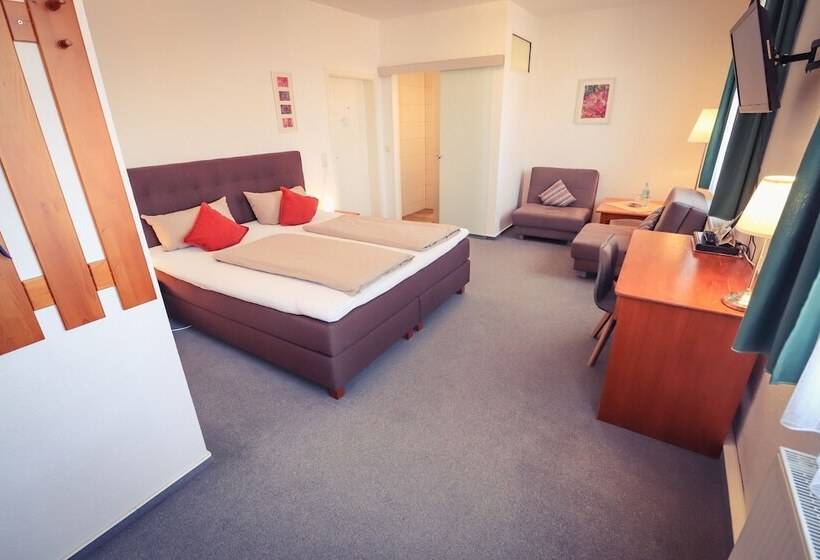 Отель Schöne Aussicht