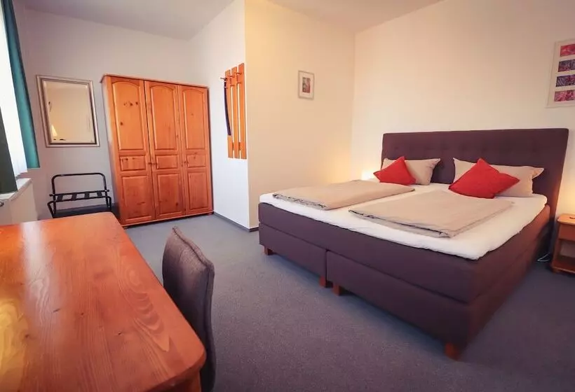 Отель Schöne Aussicht