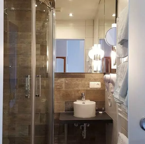 Отель Schöne Aussicht