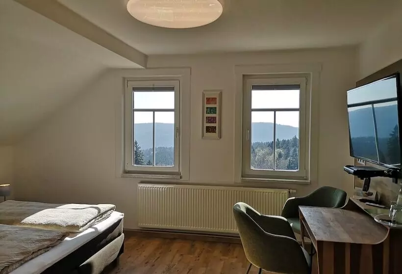 Отель Schöne Aussicht