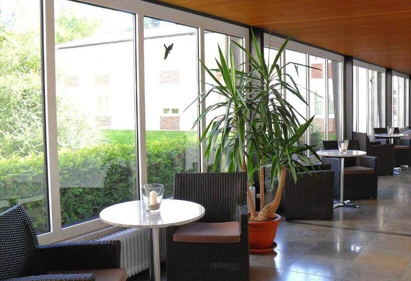 酒店 Tagungshaus Schönenberg