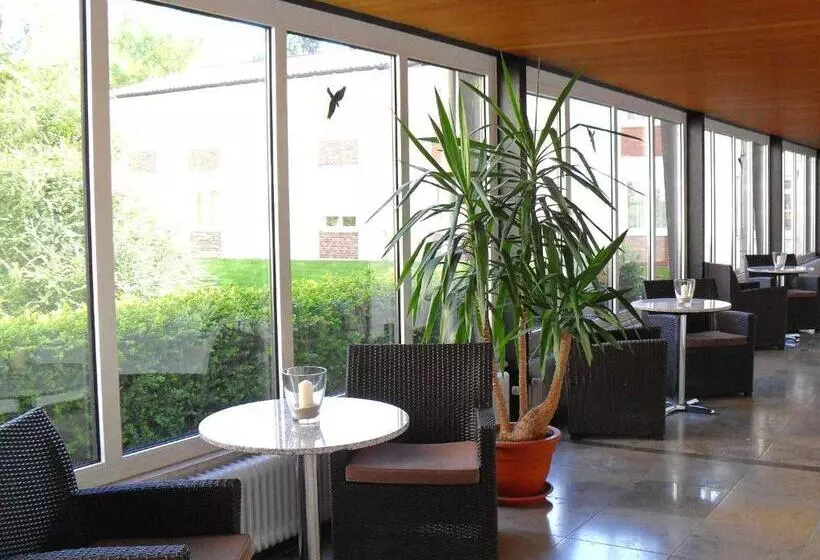 酒店 Tagungshaus Schönenberg